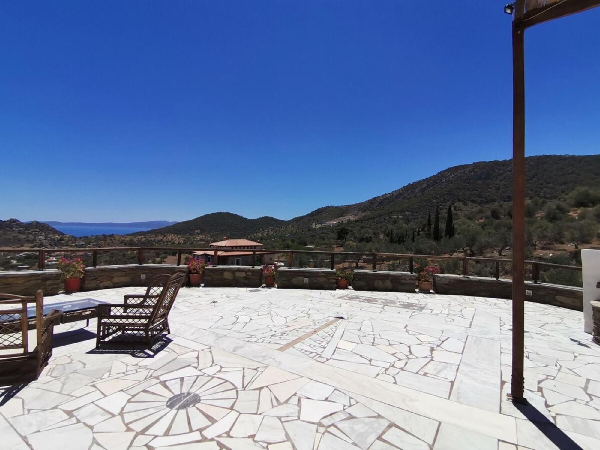 Saronic Citadel Seaside