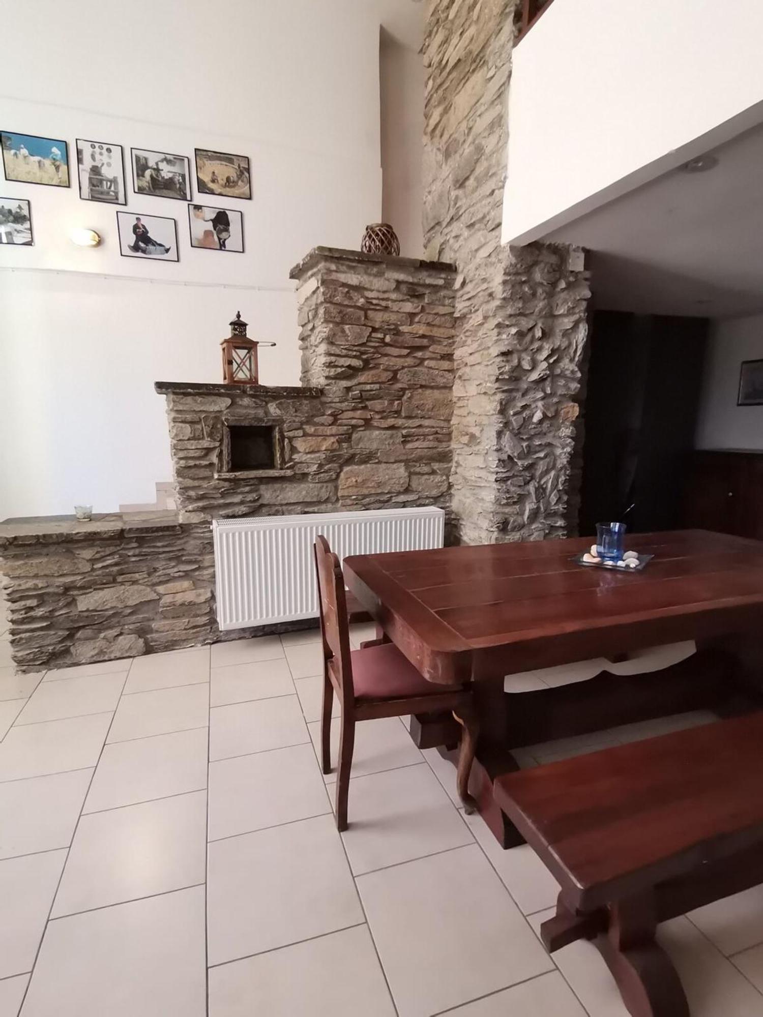 Vila Saronic Citadel Seaside With Pool And 400mbps Starlink Internet Salamís